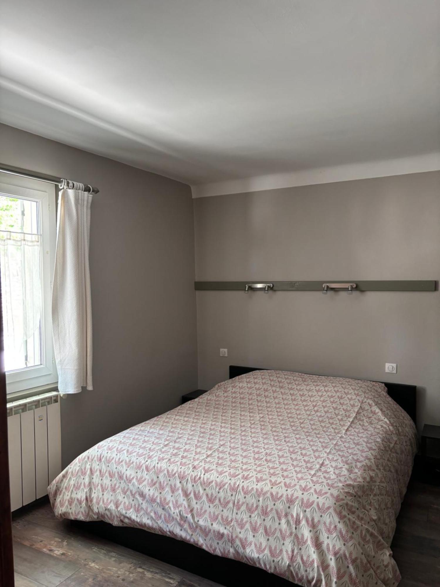 Ferienwohnung Les Juliens Gordes Exterior foto